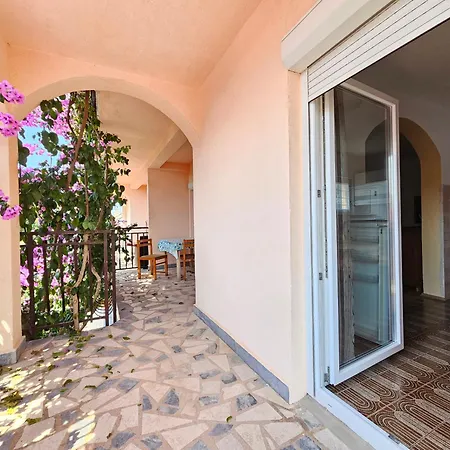 Apartment Ljubica *