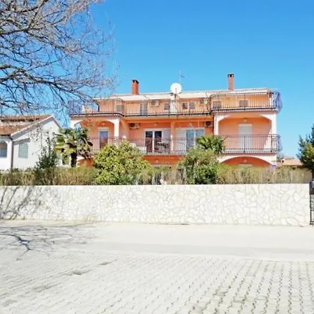 Apartment Ljubica *